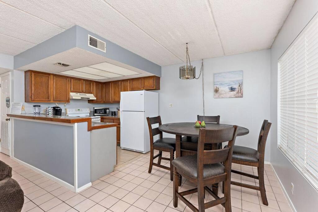 2 Bed 2 Bath 1St Fl Condo By Beach W Washer Dryer South Padre Island Exterior photo